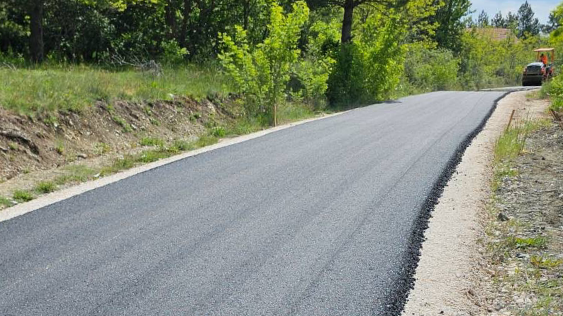 ZAVRŠENO ASFALTIRANJE 9,5 KILOMETARA: Novi put povezao Novopazarsku Banju sa selom Jova